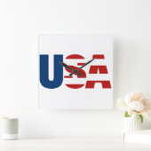 USA. QUADRATISCHE WANDUHR (Zuhause)