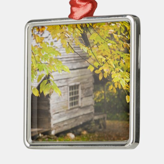 USA, Tennessee, Gatlinburg. Große Smoke Ornament Aus Metall (Links)