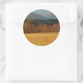 USA, Tennessee. Höhlenlandschaft im rauen Berg Runder Aufkleber (Tasche)