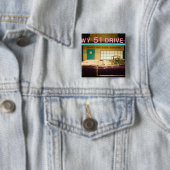 USA, Tennessee, Memphis: Elvis Presley Button (Beispiel)