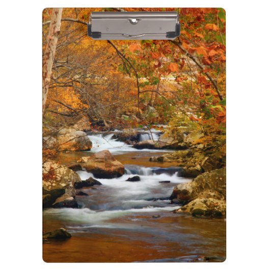 USA, Tennessee. Rushing Mountain Creek Klemmbrett (Vorderseite)