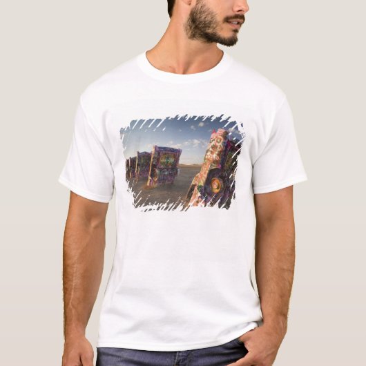 USA, TEXAS, Panhandle Area, Amarillo: Cadillac 2 T-Shirt (Vorderseite)