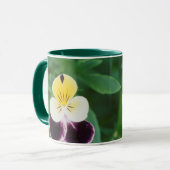 USA, Utah, Cache Valley, Johnny Jump Up Tasse (Vorderseite Links)