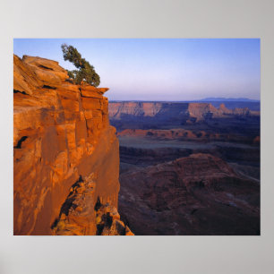 USA, Utah, Dead Horse Point SP. Spätes Licht färbt Poster