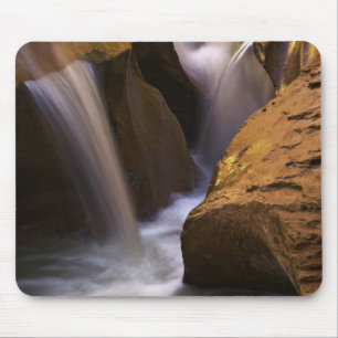 USA, Utah, Escalante Wilderness. Wasserfall in 2 Mousepad