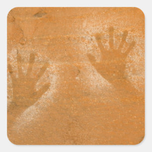 USA, Utah, Handabdrücke als Pictogramm auf Sandste Quadratischer Aufkleber