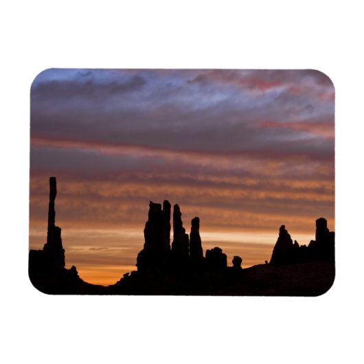 USA, Utah, Monument Valley National Park. 2 Magnet (Horizontal)