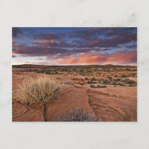 USA, Utah. Sonnenuntergang auf Gift Spider Mesa in Postkarte
