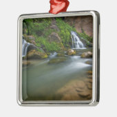 USA, Utah, Zion National Park. Die Jungfrau Silbernes Ornament (Links)