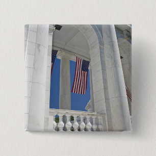 USA, VA, Arlington. Amerikanische Flaggen werden Button
