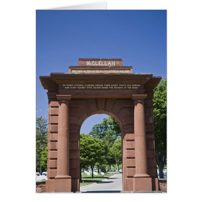 USA, VA, Arlington. McClellan Gate in Arlington (Vorne)