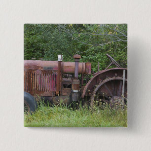 USA, Vermont, MANCHESTER: Antiker Landwirt Traktor Button