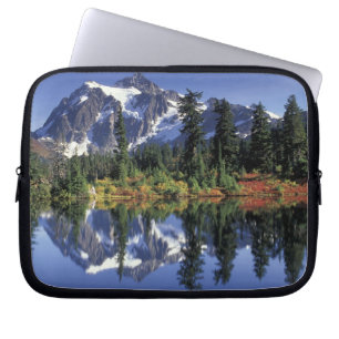 USA, WA, Heather Meadows RA. Mount Shuksan Laptopschutzhülle