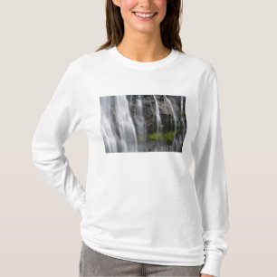 USA, WA, Mt. Rainier NP, Narada Falls T-Shirt