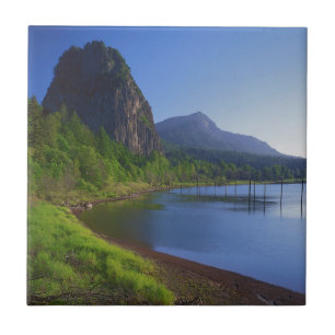 USA, Washington, Beacon Rock State Park, Leuchttur Fliese