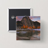 USA, Washington, Cascade Mountains. Prusikspitze Button (Vorne & Hinten)