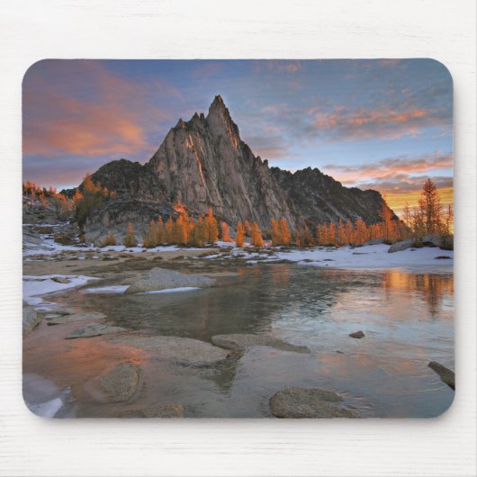 USA, Washington, Cascade Mountains. Prusisch Mousepad (Vorne)