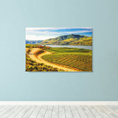 USA, Washington, Lake Chelan. Benson Vineyards Leinwanddruck (Insitu (Holzboden))