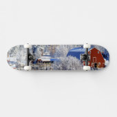 USA, Washington, Methow Tal, Scheunen herein Skateboard (Horizontal)