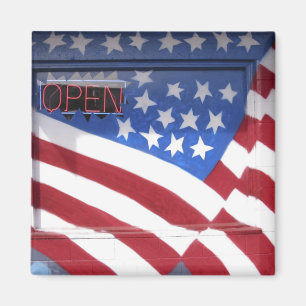 USA, Washington, Moses Lake. Flaggenwandgemälde au Magnet