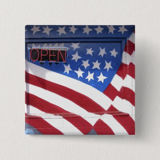 USA, Washington, Moses See. Flaggenwandwandgemälde Button (Vorderseite)