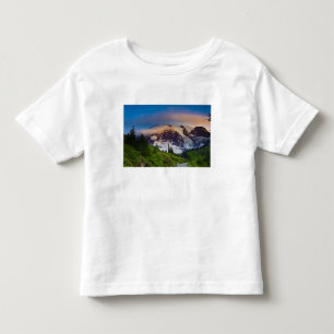 USA, Washington, Mt. Rainier. Morgensonne Kleinkind T-shirt