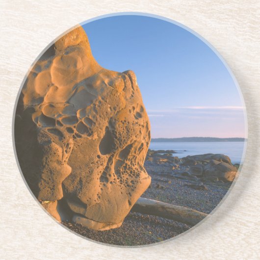 USA, Washington, Orcas Island, Boulder Sandstein Untersetzer (Vorne)