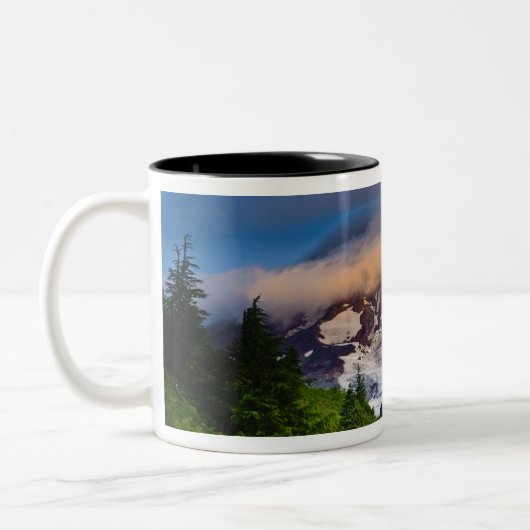 USA, Washington, Rainier. Morgensonne Zweifarbige Tasse (Links)