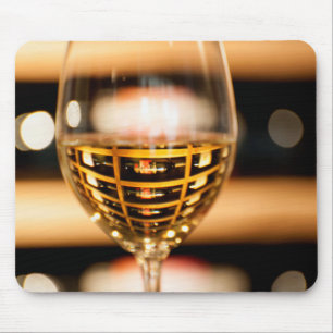 USA, Washington, Walla Walla. Weinglas Mousepad