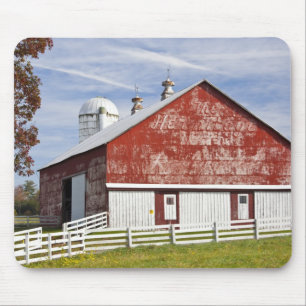 USA, West Virginia, Arbovale. Monongahela Mousepad