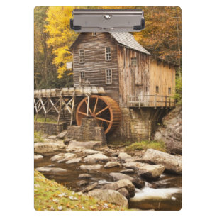 USA, West Virginia, Clifftop. Babcock State 2 Klemmbrett