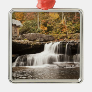 USA, West Virginia, Clifftop. Babcock State Silbernes Ornament