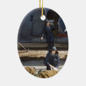 USAAF Flight Nurses and Medic Gekümmert für Verwun Keramik Ornament (Hinten)