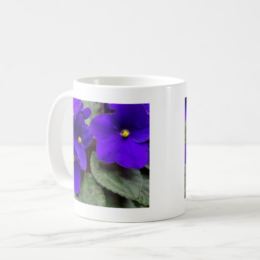 Usambaraveilchen-Tasse Kaffeetasse (Vorderseite Links)