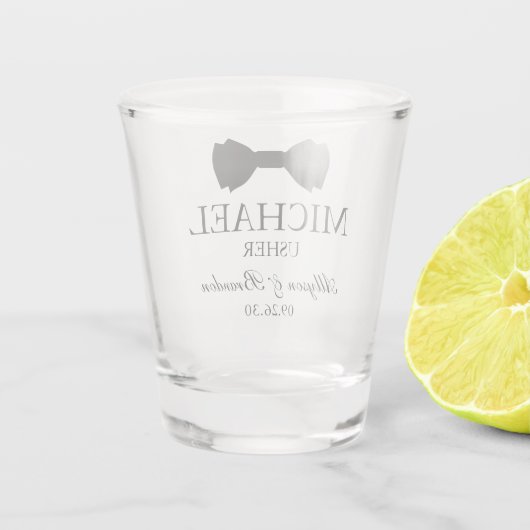 Usher Black Bow Krawatte Schnapsglas (Rückseite)