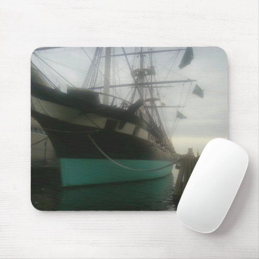 USS Constellation Mousepad (Mit Mouse)