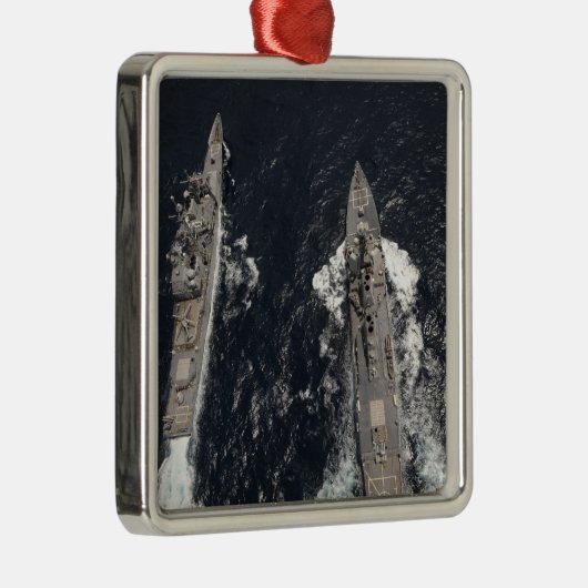 USS Gridley Silbernes Ornament (Rechts)
