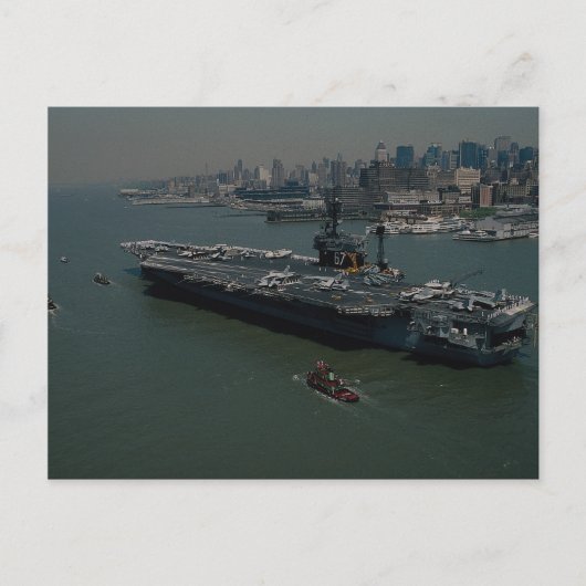 USS John F. Kennedy", in New Yorks Hudson R Postkarte (Vorderseite)