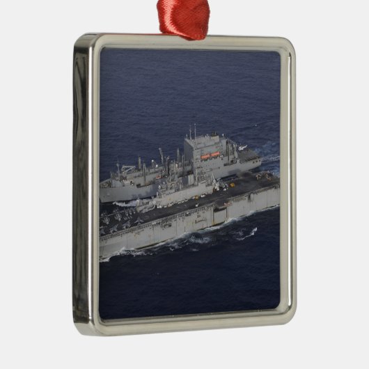 USS Kearsarge Silbernes Ornament (Rechts)