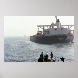 USS Kidd (DDG-993) u. US Bridgeton, ernsthafter Poster