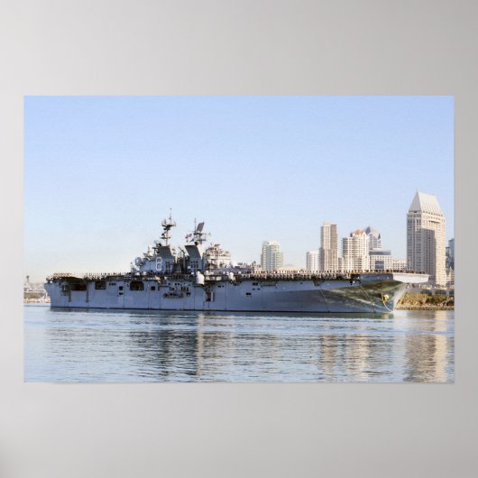 USS Makin Island (LHD 8) Poster (Vorne)