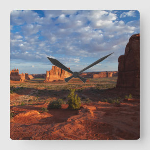 Utah, Arches National Park, Felsformationen 1 Quadratische Wanduhr