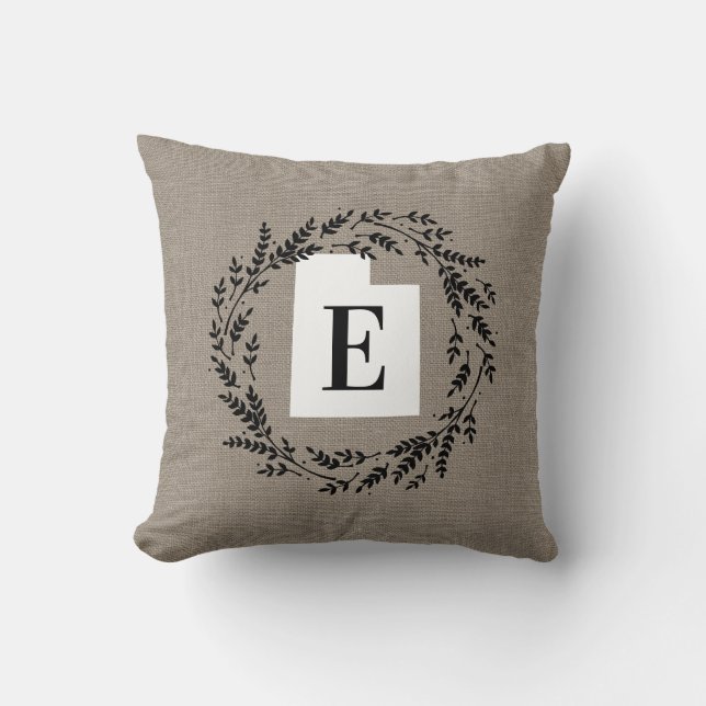Utah Rustic Wreath Monogram Throw Pillow Kissen (Vorderseite)