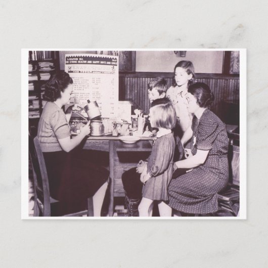 Utensil-Demonstration für Vintages Kochen 1941 Postkarte (Vorderseite)