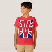 V 80 mit Union Jack Background VE Day T-Shirt (Vorne ganz)