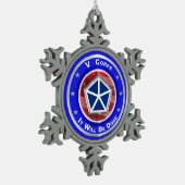 V Corps Christmas Keepake Schneeflocken Zinn-Ornament (Links)