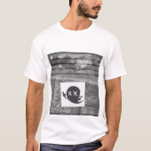 "V Up" T-Shirt (Vorderseite)