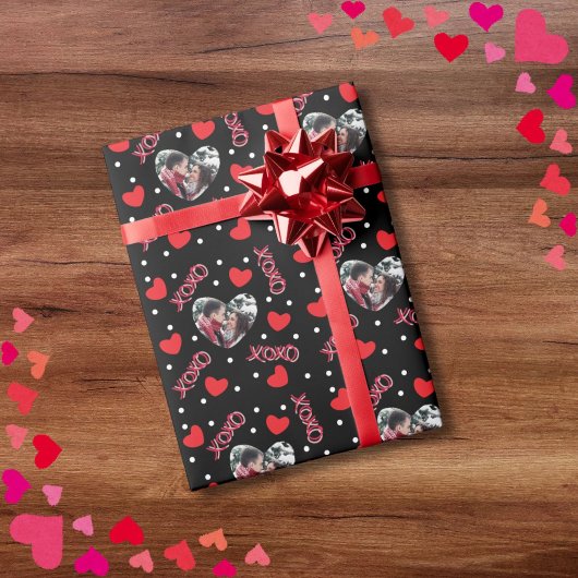 Valentine Custom Foto Liebe Herz xoxo auf schwarz Geschenkpapier