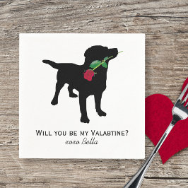 Valentine Dog Holding Rote Rose Serviette