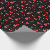 Valentine Hearts on Black Geschenkpapier (Ecke)